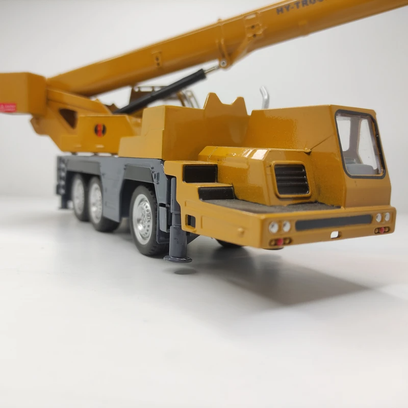  تصویر کالای ماکت ماشین های تراک مدل جرثقیل CRANE 5012-22 ارایه شده در فروشگاه اینترنتی آیدین توی.https://aidintoy.com/ 