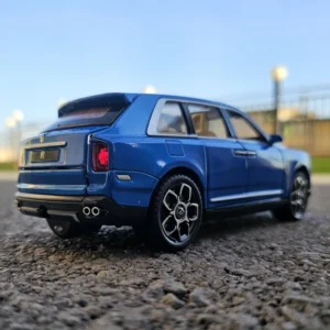 ماشین بازی مدل Rolls Royce Cullinan دودزا