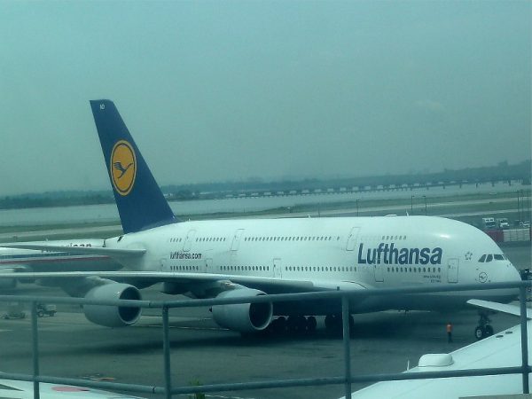 هواپیمای بازی مدل Lufthansa Airbus کد A380