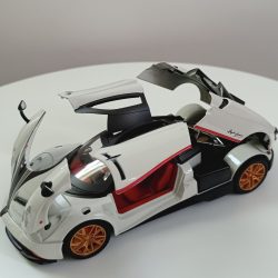 ماشین بازی چه ژی مدل Pagani Huayra کد CZ145AD