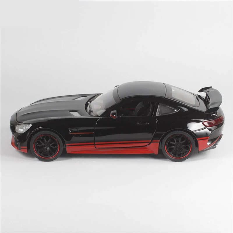 ماشین بازی چه ژی مدل مرسدس بنز AMG GTR دودزا