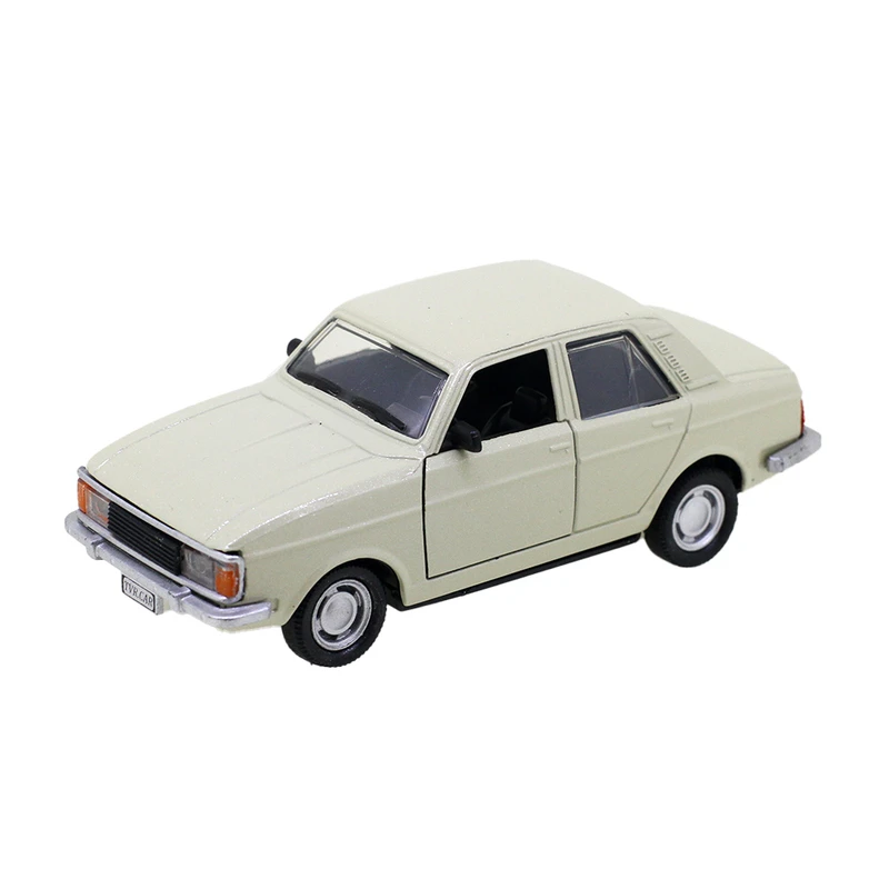 ماشین بازی طاها مدل پیکان