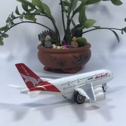 هواپیمای بازی مدل موزیکال چراغدار طرح ایرباس A380 - Image 10