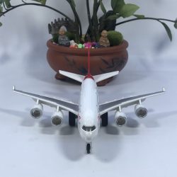 هواپیمای بازی مدل موزیکال چراغدار طرح ایرباس A380 - Image 8
