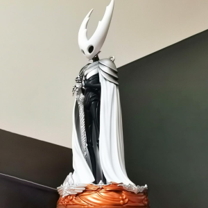 فیگور مدل Hollow Knight طرح Pure Vessel Pale prince کد H833
