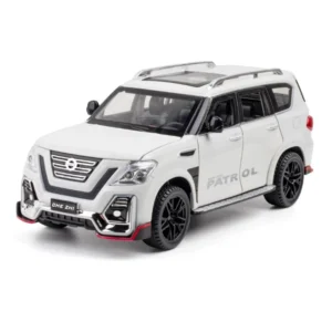 ماشین بازی چه ژی مدل Nissan Patrol دودزا کد CZ136AD