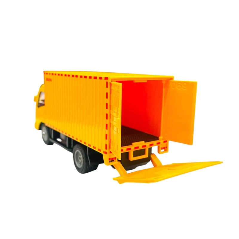 ماشین بازی مدل کامیونت ایسوزو کد IS971