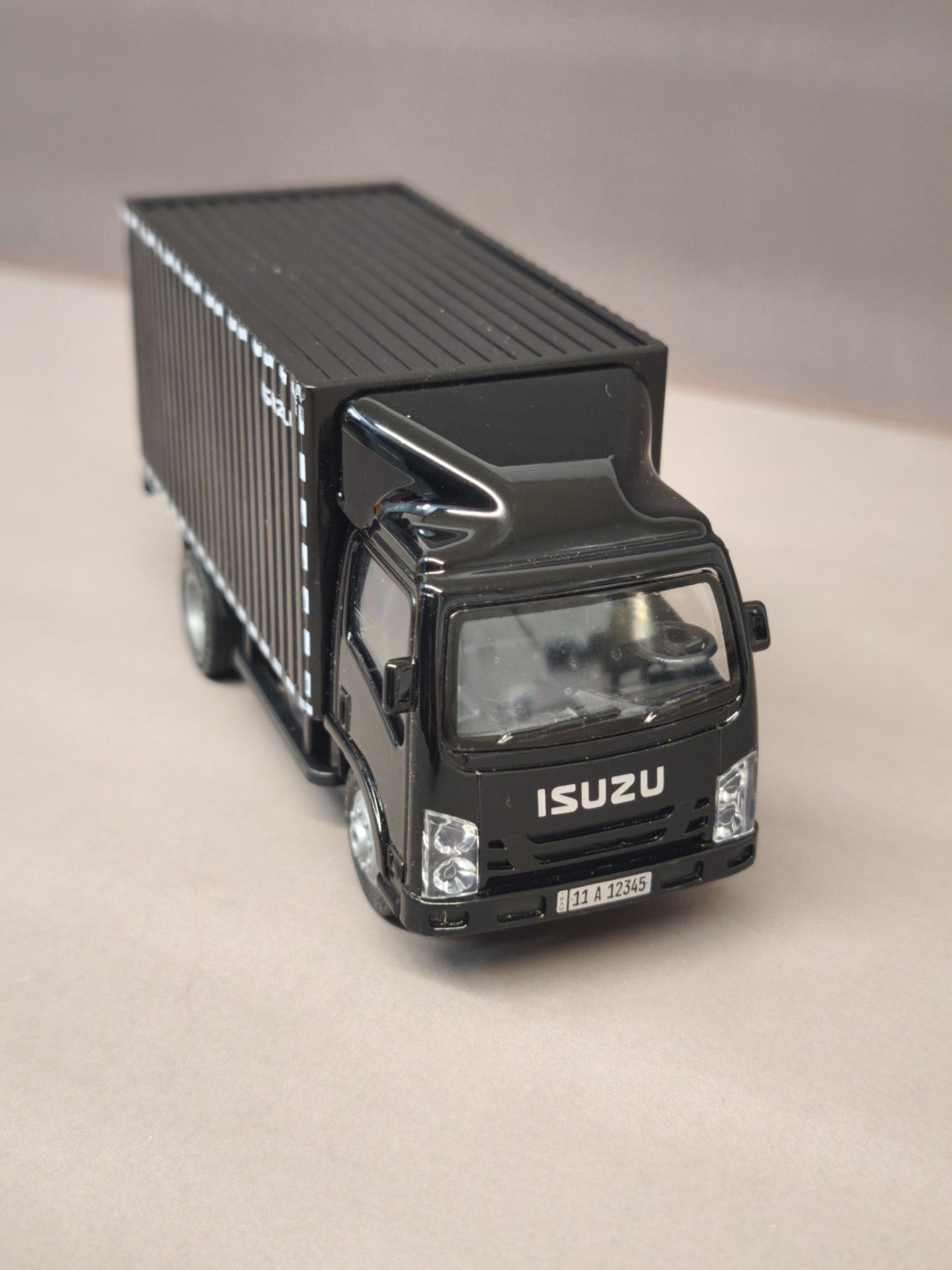 ماشین بازی مدل کامیونت ایسوزو کد IS971