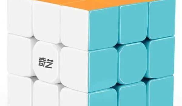 روبیک کای وای 3*3 استیکرلس طرح Warrior S